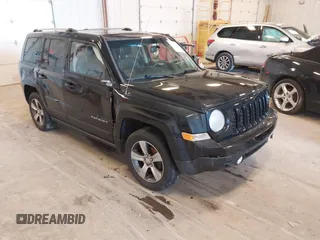 2016 Jeep Patriot Latitude with VIN 1C4NJRFB6GD581829, listed as a IAAI auction lot 41749132 with 106,614 mi miles and . Bid and sale history available at DreamBid. Image 1.