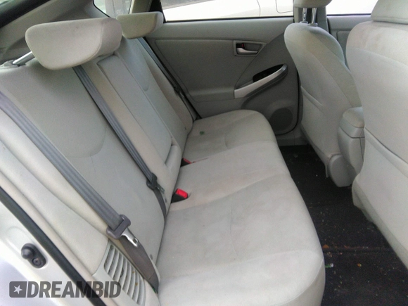 2015 Toyota Prius Four with VIN JTDKN3DU7F0406519, listed as a IAAI auction lot 41089049 with 118,516 mi miles. Bid and sale history available at carsss.com. Image 8.