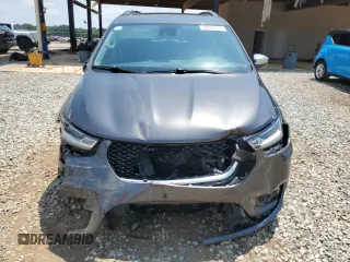 2022 Chrysler Pacifica Limited with VIN 2C4RC1GG2NR110438, listed as a Copart auction lot 59801895 with 92,954 mi miles and Salvage title. Bid and sale history available at DreamBid. Image 5.