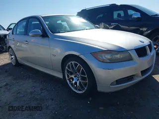 2007 BMW 3 Series 328i z VIN WBAVA33597FV65962, wystawiony jako IAAI lot #41991155 z przebiegiem 189 575 mil mil oraz . Historia ofert i sprzedaży dostępna na DreamBid. Obrazek 1.