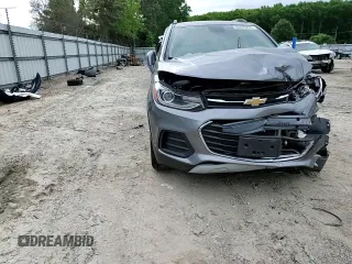 2020 Chevrolet Trax LT with VIN 3GNCJPSB4LL276150, listed as a Copart auction lot 60269245 with 73,689 mi miles and Salvage title. Bid and sale history available at DreamBid. Image 14.