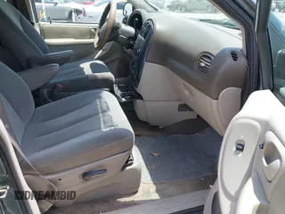 2005 Dodge Caravan SXT z VIN 2D4GP44L75R463727, wystawiony jako IAAI lot #42214416 z przebiegiem 260 628 mil mil oraz . Historia ofert i sprzedaży dostępna na DreamBid. Obrazek 5.