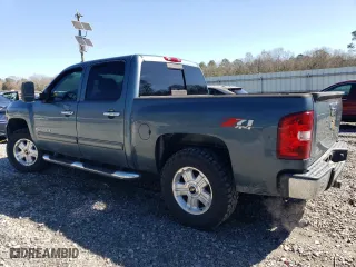 2009 Chevrolet Silverado 1500 LTZ with VIN 3GCEK33M99G275276, listed as a Copart auction lot 45538675 with 238,713 mi miles and Salvage Title. Bid and sale history available at carsss.com. Image 2.