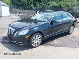 2012 Mercedes-Benz E 350 Luxury z VIN WDDHF8JB5CA629709, wystawiony jako IAAI lot #42502808 z przebiegiem 109 527 mil mil oraz . Historia ofert i sprzedaży dostępna na DreamBid. Obrazek 18.