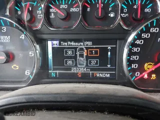 2015 Chevrolet Silverado 1500 LTZ with VIN 3GCUKSECXFG325673, listed as a IAAI auction lot 41585675 with 253,364 mi miles. Bid and sale history available at carsss.com. Image 15.
