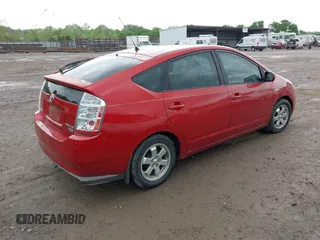 2008 Toyota Prius with VIN JTDKB20U483395621, listed as a IAAI auction lot 42106664 with 208,260 mi miles. Bid and sale history available at carsss.com. Image 4.