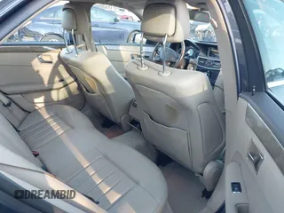 2010 Mercedes-Benz E-Class E 550 Luxury with VIN WDDHF9AB4AA207739, listed as a IAAI auction lot 41343070 with 71,390 mi miles. Bid and sale history available at carsss.com. Image 8.