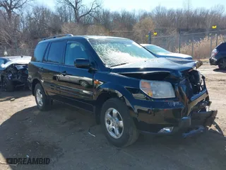 2008 Honda Pilot EX-L with VIN 5FNYF18518B042861, listed as a IAAI auction lot 41733408 with 169,349 mi miles. Bid and sale history available at carsss.com. Image 1.
