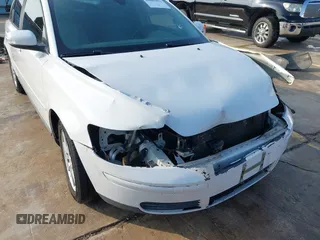 2007 Volvo S40 2.4L с VIN YV1MS382872272498, выставлен на аукционе IAAI как лот 42081892 с пробегом 160 144 миль миль и . История ставок и продаж доступна на DreamBid. Изображение 6.