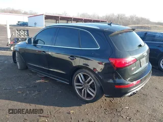 2014 Audi SQ5 Prestige with VIN WA1VGAFP0EA029327, listed as a IAAI auction lot 41195533 with 65,040 mi miles. Bid and sale history available at carsss.com. Image 3.