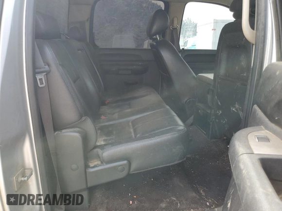 2013 Chevrolet Silverado 1500 LT with VIN 3GCPKSE74DG330767, listed as a Copart auction lot 49609515 with 252,108 mi miles and Salvage Title. Bid and sale history available at DreamBid. Image 10.