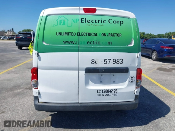2015 Nissan NV200 SV with VIN 3N6CM0KN3FK708817, listed as a IAAI auction lot 41716806 with 132,296 mi miles and . Bid and sale history available at carsss.com. Image 16.