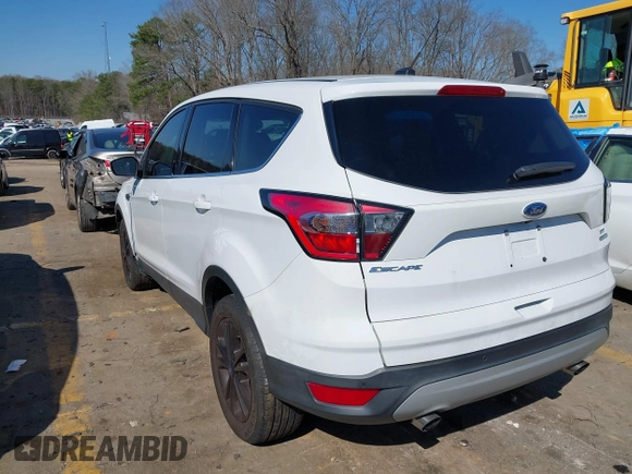 2017 Ford Escape SE with VIN 1FMCU0GD9HUE77231, listed as a IAAI auction lot 41776899 with 71,097 mi miles. Bid and sale history available at carsss.com. Image 3.