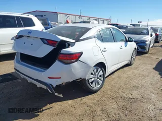 2022 Nissan Sentra S with VIN 3N1AB8BV6NY215551, listed as a IAAI auction lot 41337764 with 50,949 mi miles. Bid and sale history available at carsss.com. Image 4.