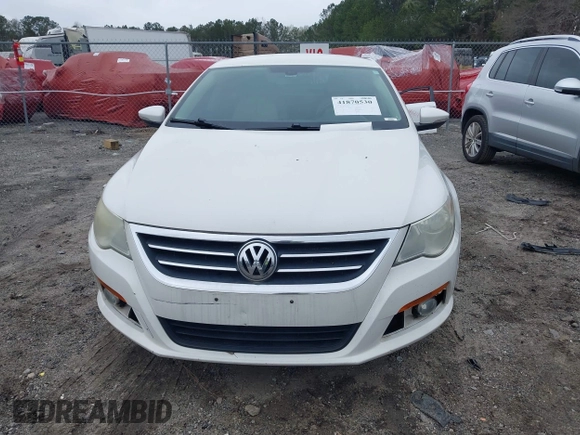 2010 Volkswagen CC Sport with VIN WVWML7AN5AE505256, listed as a IAAI auction lot 41870530 with 173,336 mi miles. Bid and sale history available at carsss.com. Image 13.
