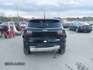 2018 Jeep Compass Altitude with VIN 3C4NJDBB9JT115080, listed as a IAAI auction lot 40751109 with 104,129 mi miles and . Bid and sale history available at carsss.com. Image 17.
