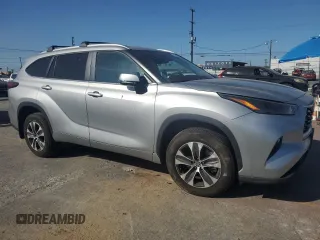 2023 Toyota Highlander L with VIN 5TDKDRAH3PS049805, listed as a Copart auction lot 61053545 with 12,121 mi miles and Salvage title. Bid and sale history available at DreamBid. Image 4.