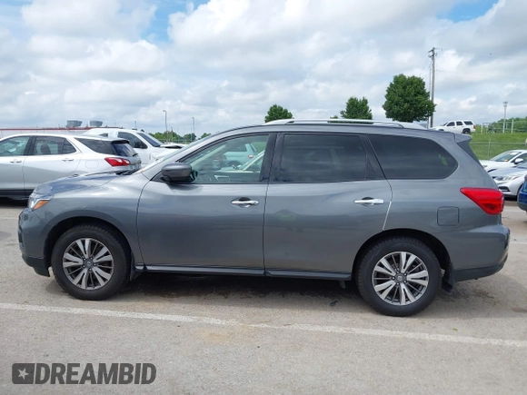 2019 Nissan Pathfinder SL with VIN 5N1DR2MM3KC585069, listed as a IAAI auction lot 42514845 with 60,910 mi miles and . Bid and sale history available at DreamBid. Image 14.