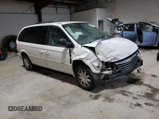 2005 Chrysler Town & Country Touring with VIN 2C4GP54L75R429838, listed as a Copart auction lot 45456964 with 157,996 mi miles and Salvage Title. Bid and sale history available at DreamBid. Image 4.