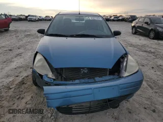 2001 Ford Focus LX with VIN 1FAHP33P01W332260, listed as a Copart auction lot 83221654 with 104,028 mi miles and Salvage Title. Bid and sale history available at DreamBid. Image 5.