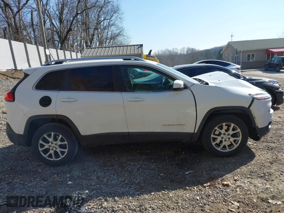 2015 Jeep Cherokee Latitude with VIN 1C4PJMCS7FW503594, listed as a IAAI auction lot 41792820 with 77,325 mi miles. Bid and sale history available at carsss.com. Image 13.