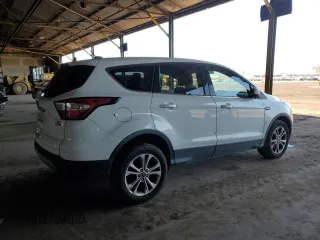 2017 Ford Escape SE with VIN 1FMCU9GD4HUE49471, listed as a Copart auction lot 52758775 with 171,340 mi miles and Clean Title. Bid and sale history available at carsss.com. Image 3.
