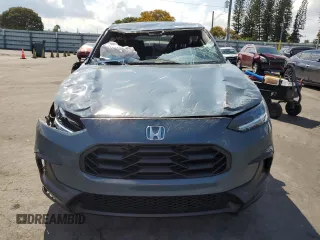 2024 Honda HR-V Sport with VIN 3CZRZ1H5XRM715472, listed as a Copart auction lot 50734885 with 8,547 mi miles and Non Repairable. Bid and sale history available at carsss.com. Image 5.