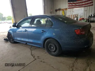 2015 Volkswagen Jetta S z VIN 3VW2K7AJ1FM414023, wystawiony jako Copart lot #60473115 z przebiegiem 129 374 mil mil oraz Nie do naprawy • Non repairable. Historia ofert i sprzedaży dostępna na DreamBid. Obrazek 2.