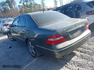 2004 Lexus LS 430 with VIN JTHBN36F640127573, listed as a IAAI auction lot 41888200 with 176,000 mi miles. Bid and sale history available at carsss.com. Image 3.