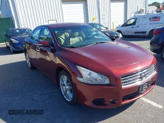 2010 Nissan Maxima 3.5 SV with VIN 1N4AA5AP4AC829475, listed as a IAAI auction lot 42001476 with 71,125 mi miles. Bid and sale history available at carsss.com. Image 1.