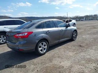 2013 Ford Focus SE with VIN 1FADP3F23DL258546, listed as a IAAI auction lot 41884513 with 156,775 mi miles. Bid and sale history available at carsss.com. Image 4.