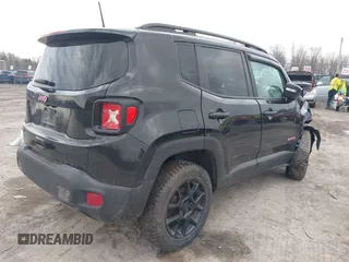 2020 Jeep Renegade Latitude z VIN ZACNJBBB8LPM11042, wystawiony jako IAAI lot #42072333 z przebiegiem 49 323 mil mil oraz . Historia ofert i sprzedaży dostępna na DreamBid. Obrazek 4.