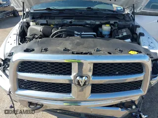 2018 Ram 2500 Tradesman with VIN 3C6UR5HJ1JG358889, listed as a IAAI auction lot 41510313 with 91,019 mi miles. Bid and sale history available at carsss.com. Image 10.