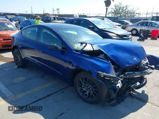 2025 Tesla Model 3 Long Range with VIN 5YJ3E1EB9SF886175, listed as a IAAI auction lot 41648473 with 395 mi miles and . Bid and sale history available at DreamBid. Image 1.