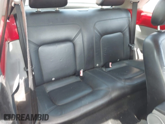 2003 Volkswagen Beetle GLS with VIN 3VWCD21C33M422915, listed as a IAAI auction lot 42130236 with 194,689 mi miles and . Bid and sale history available at DreamBid. Image 8.