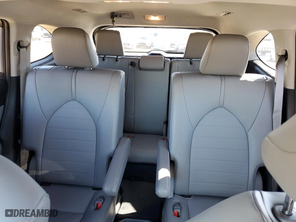 2021 Toyota Highlander XLE with VIN 5TDGZRAH1MS085088, listed as a Copart auction lot 46944205 with 69,506 mi miles and Salvage Title. Bid and sale history available at carsss.com. Image 10.