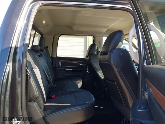 2016 Ram 2500 Laramie with VIN 3C6UR5FL3GG124072, listed as a IAAI auction lot 41305989 with 151,283 mi miles. Bid and sale history available at carsss.com. Image 8.