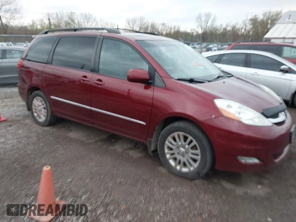 2007 Toyota Sienna XLE with VIN 5TDZK22C07S070576, listed as a IAAI auction lot 42043730 with 251,951 mi miles. Bid and sale history available at carsss.com. Image 1.
