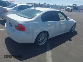 2006 BMW 3 Series 325i с VIN WBAVB13546KX50170, выставлен на аукционе IAAI как лот 42343452 с пробегом 118 453 миль миль и . История ставок и продаж доступна на DreamBid. Изображение 4.