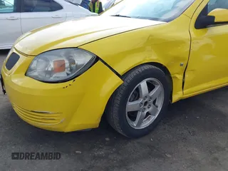 2009 Pontiac G5 with VIN 1G2AS18H997239134, listed as a IAAI auction lot 41547694 with 178,775 mi miles. Bid and sale history available at carsss.com. Image 6.
