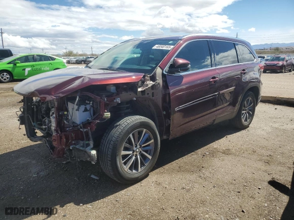 2019 Toyota Highlander SE with VIN 5TDKZRFH3KS308523, listed as a Copart auction lot 48340165 with NaN miles and Salvage Title. Bid and sale history available at carsss.com. Image 1.