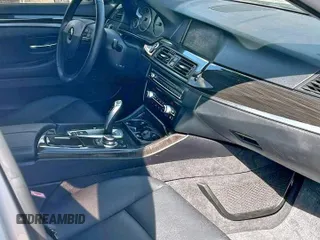 2013 BMW 5 Series 535i with VIN WBAFR7C59DC825858, listed as a Copart auction lot 62309005 with 18,518 mi miles and Clean title. Bid and sale history available at DreamBid. Image 9.