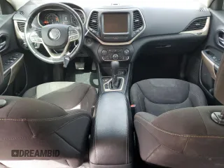 2017 Jeep Cherokee Latitude with VIN 1C4PJLCB1HW650135, listed as a Copart auction lot 47460145 with 101,503 mi miles and Salvage Title. Bid and sale history available at carsss.com. Image 8.