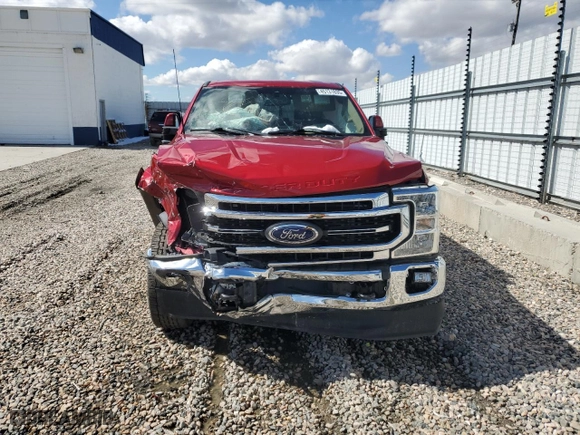 2022 Ford Super Duty F-250 SRW XL with VIN 1FT7W2B68NEF76083, listed as a Copart auction lot 45131835 with 40,902 mi miles and Salvage Title. Bid and sale history available at carsss.com. Image 5.