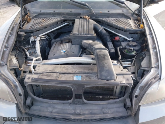 2009 BMW X5 30i with VIN 5UXFE43559L271446, listed as a IAAI auction lot 41232316 with 1 mi miles. Bid and sale history available at carsss.com. Image 10.