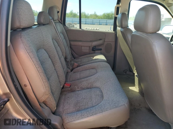 2003 Ford Explorer XLS z VIN 1FMZU62KX3ZB42588, wystawiony jako Copart lot #47582575 z przebiegiem 246 841 mil mil oraz Szkoda całkowita • Salvage title. Historia ofert i sprzedaży dostępna na DreamBid. Obrazek 11.