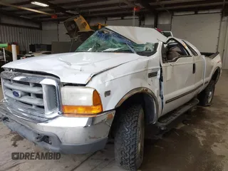 1999 Ford F-250 XL с VIN 1FTNX21S3XEC39018, выставлен на аукционе IAAI как лот 42238794 с пробегом Не указан миль и . История ставок и продаж доступна на DreamBid. Изображение 2.