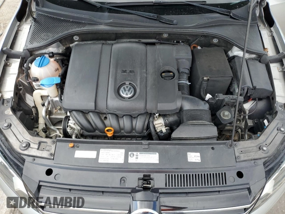 2012 Volkswagen Passat SE с VIN 1VWBH7A31CC107383, выставлен на аукционе Copart как лот 54706945 с пробегом 82 227 миль миль и Списание • Salvage title. История ставок и продаж доступна на DreamBid. Изображение 11.