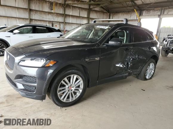 2019 Jaguar F-Pace 25t Prestige z VIN SADCK2FX6KA352301, wystawiony jako Copart lot #59012125 z przebiegiem 98 632 mil mil oraz Szkoda całkowita • Salvage title. Historia ofert i sprzedaży dostępna na DreamBid. Obrazek 1.