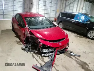 2024 Toyota Prius LE z VIN JTDADABU6R3021347, wystawiony jako Copart lot #51042095 z przebiegiem 1 460 mil mil oraz Szkoda całkowita • Salvage title. Historia ofert i sprzedaży dostępna na DreamBid. Obrazek 11.